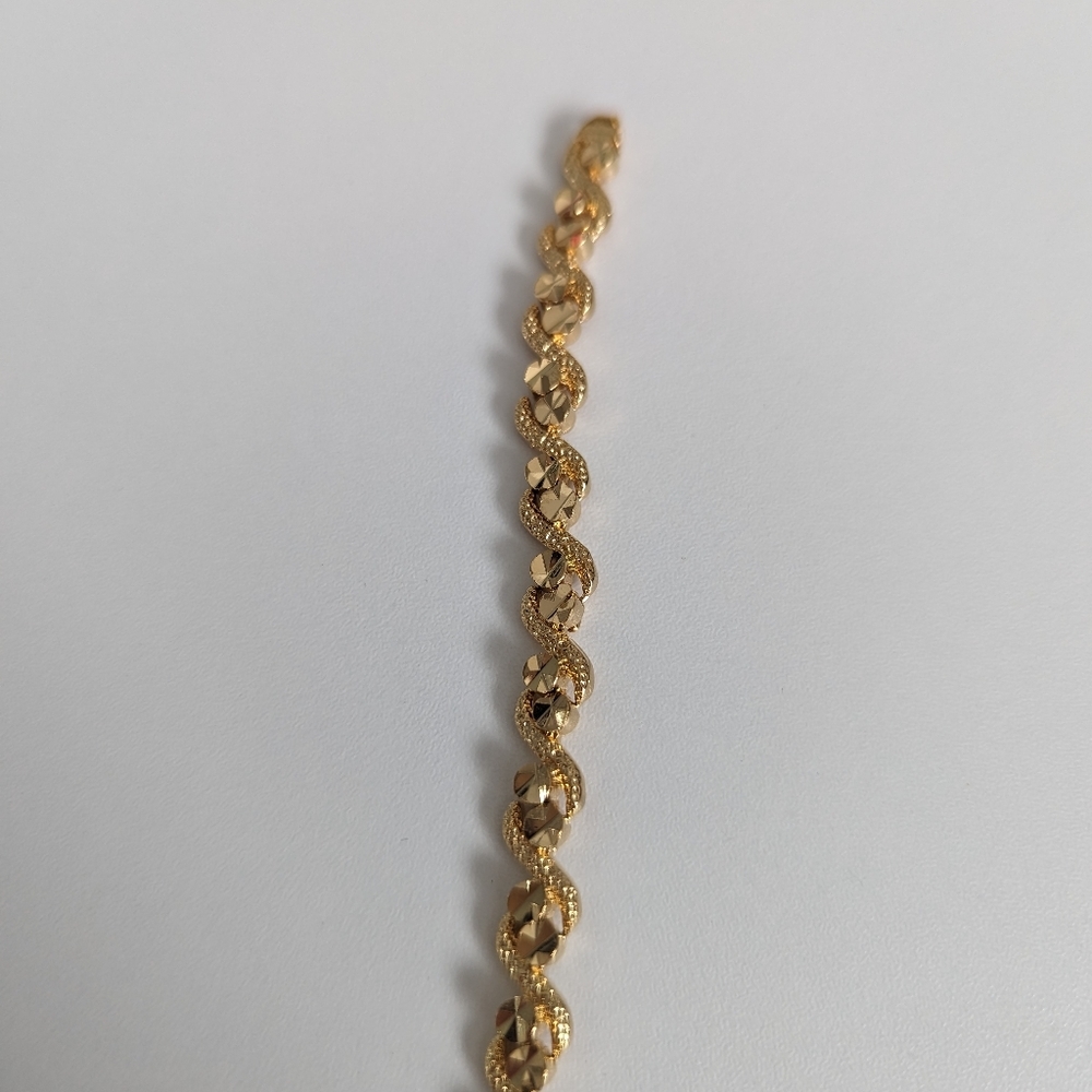 Gorgeous bracelet
